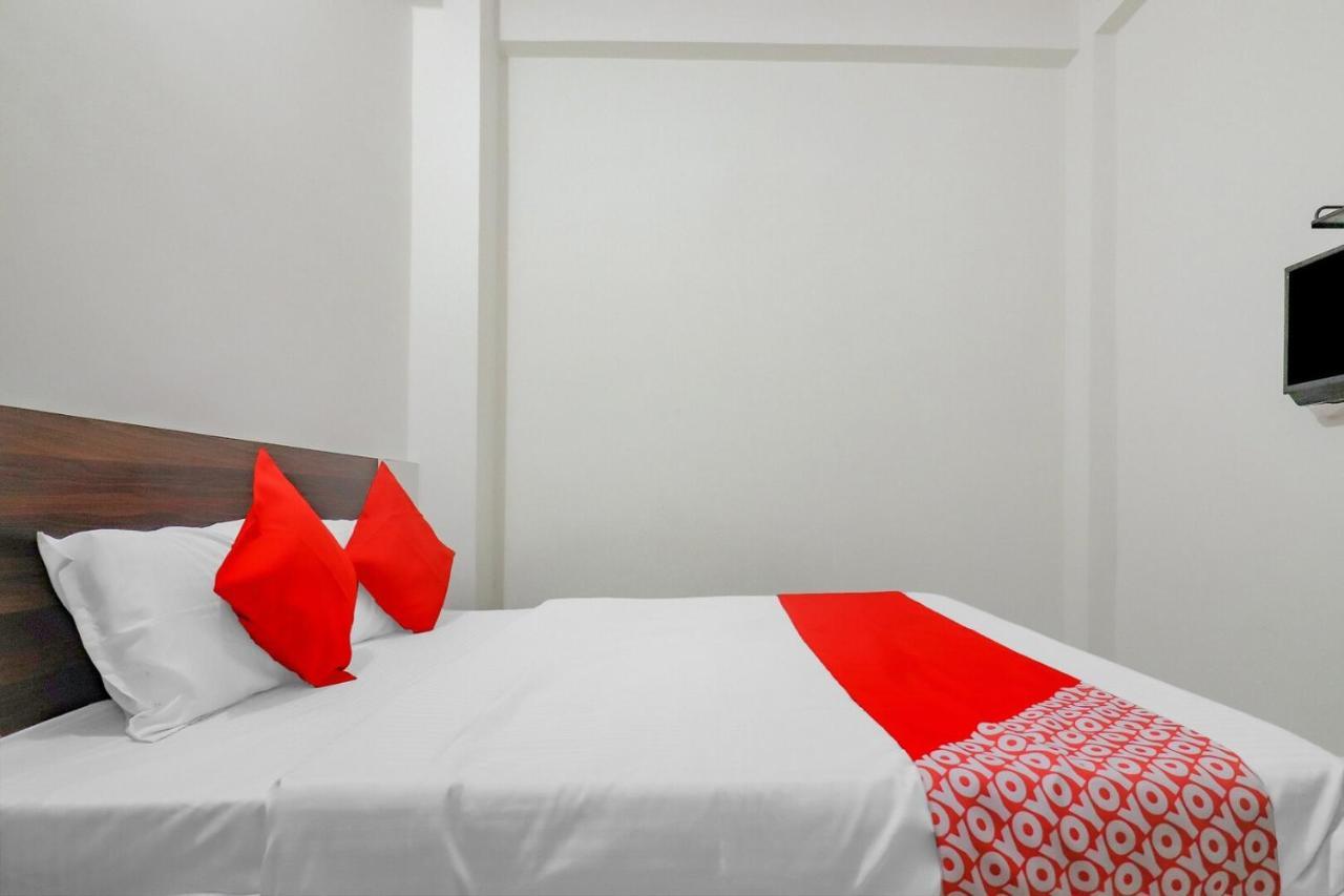 Rajlakshmi Guest House Матура Екстериор снимка